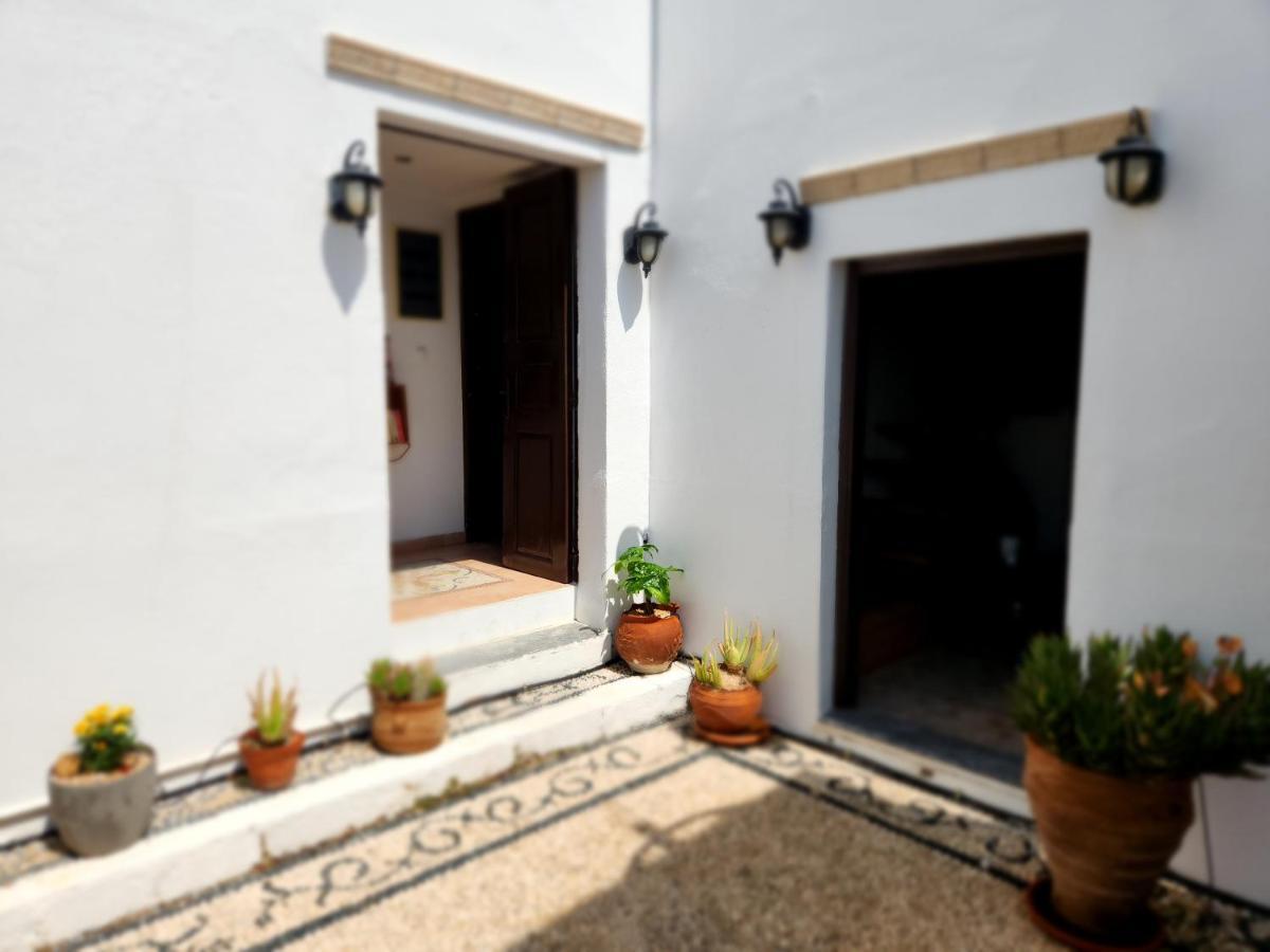 Lindos Boutique - Adults Only Daire Dış mekan fotoğraf